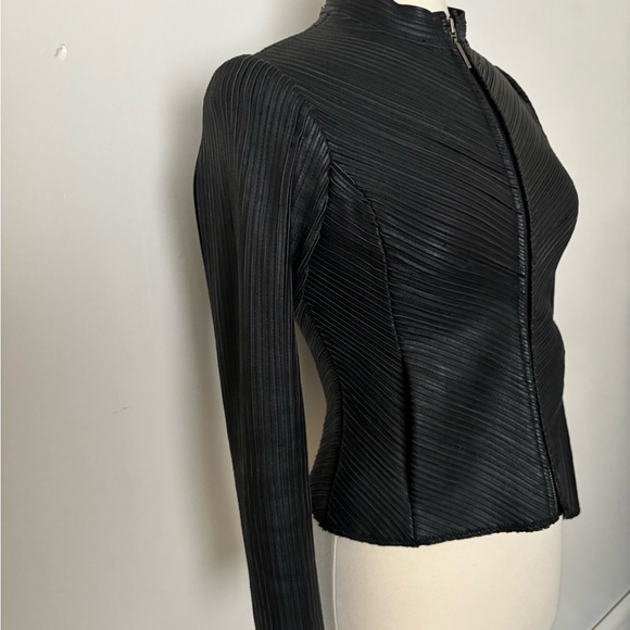 RARE Bebe Genuine Leather Perforated Gorgeous Jacket with some stretch - Picture 9 of 13